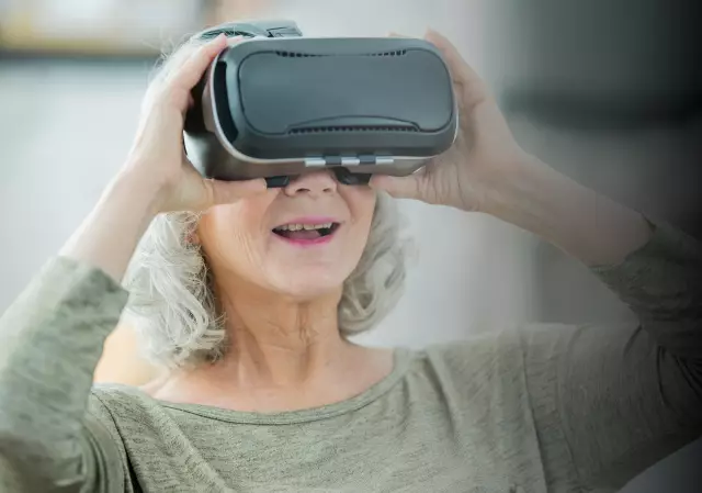 RENDRE LA CULTURE ET LE VOYAGE ACCESSIBLE À CEUX QUI SOUFFRENT D’ISOLEMENT