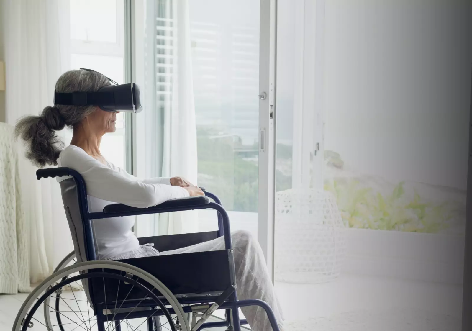 RENDRE LA CULTURE ET LE VOYAGE ACCESSIBLE À CEUX QUI SOUFFRENT D’ISOLEMENT